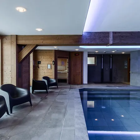 Chalet Familial La Griotte Avec Piscine Praz-sur-Arly